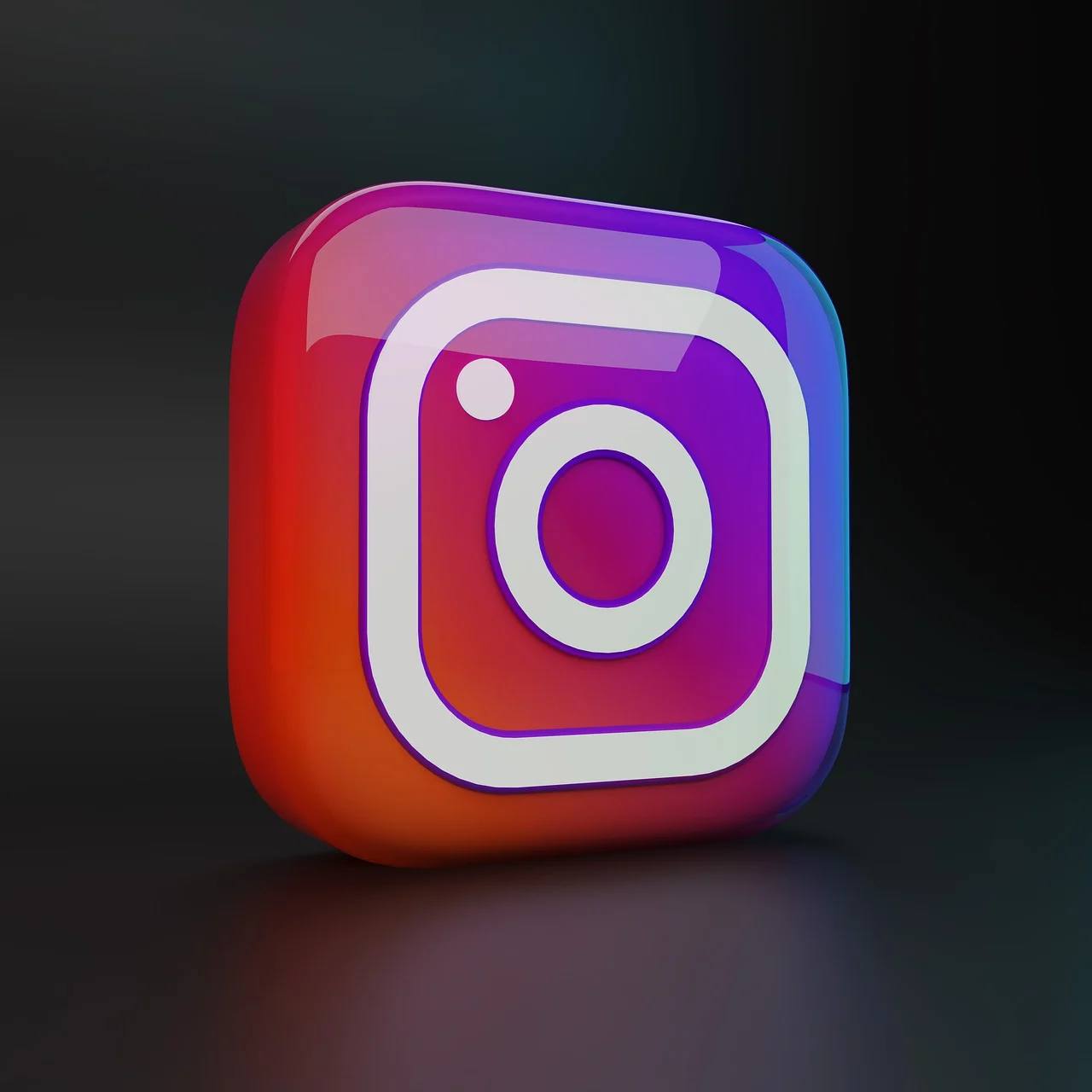 Nuôi acc instagram "P1" . Lướt home , lướt explower ( khám phá ) , thả tym lướt bài , follow theo số lượng yêu cầu .